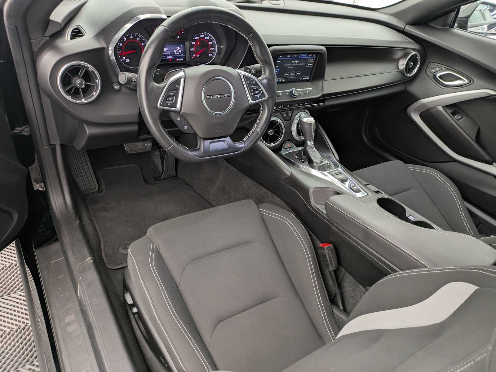 Thumbnail: 2019 Chevrolet Camaro - 2