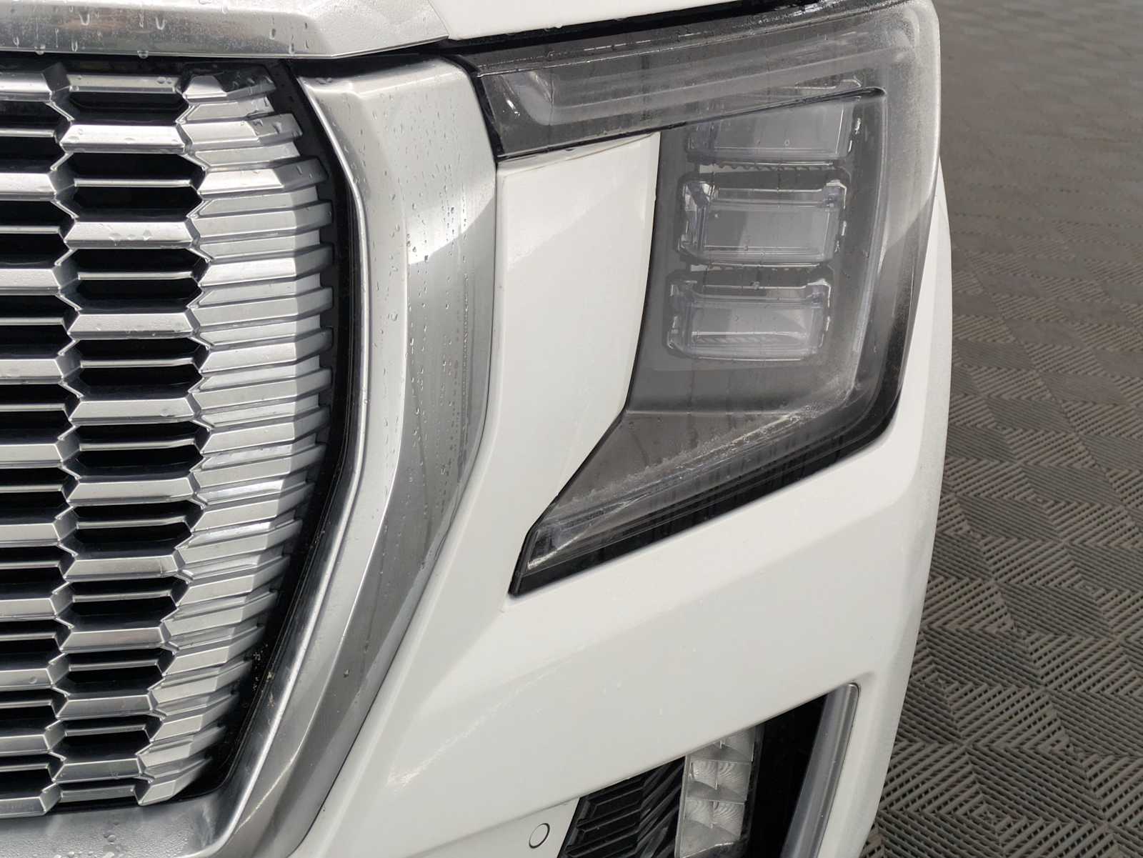 Thumbnail: 2021 GMC Yukon XL - 10