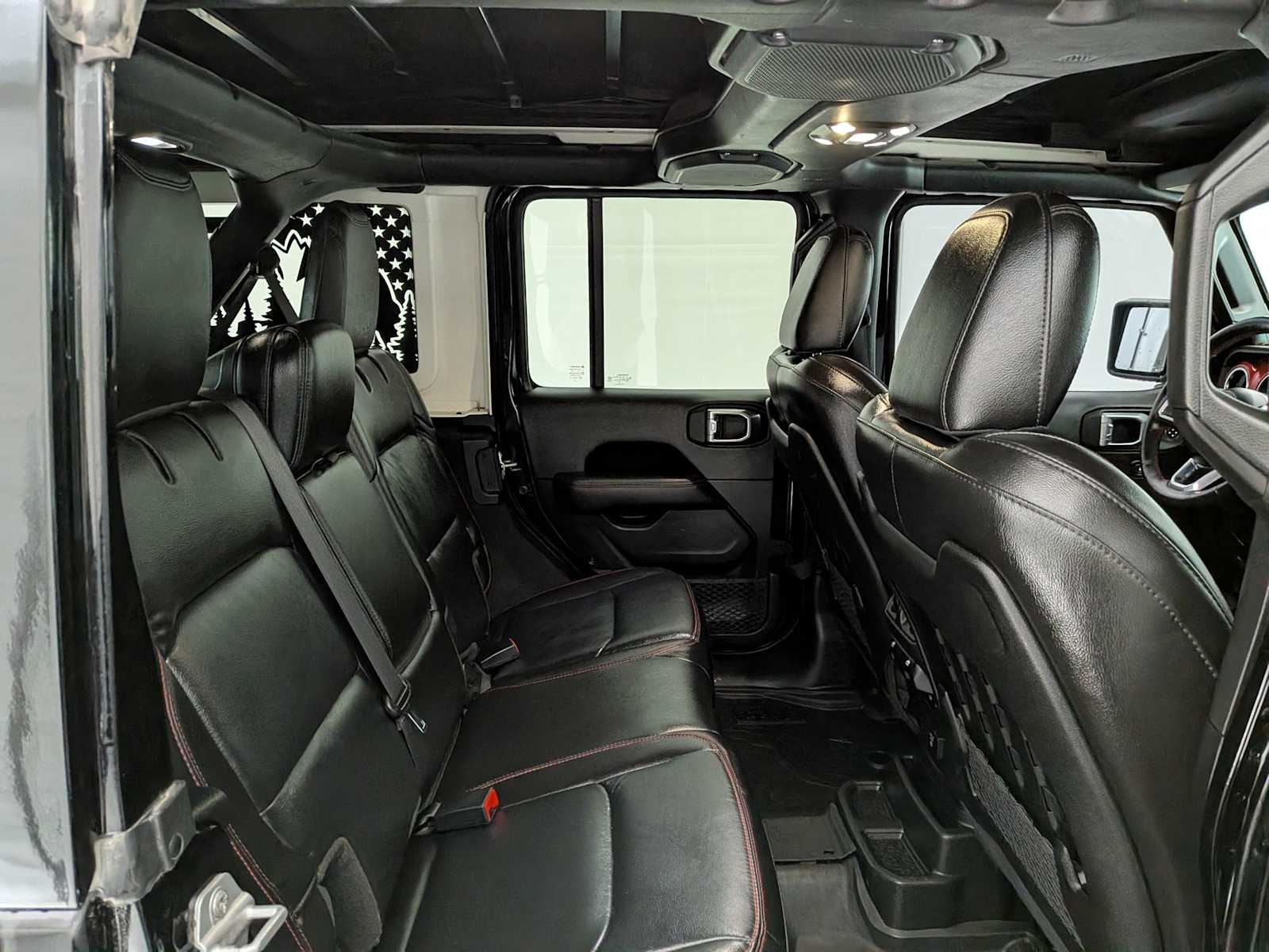 Thumbnail: 2023 Jeep Wrangler - 21