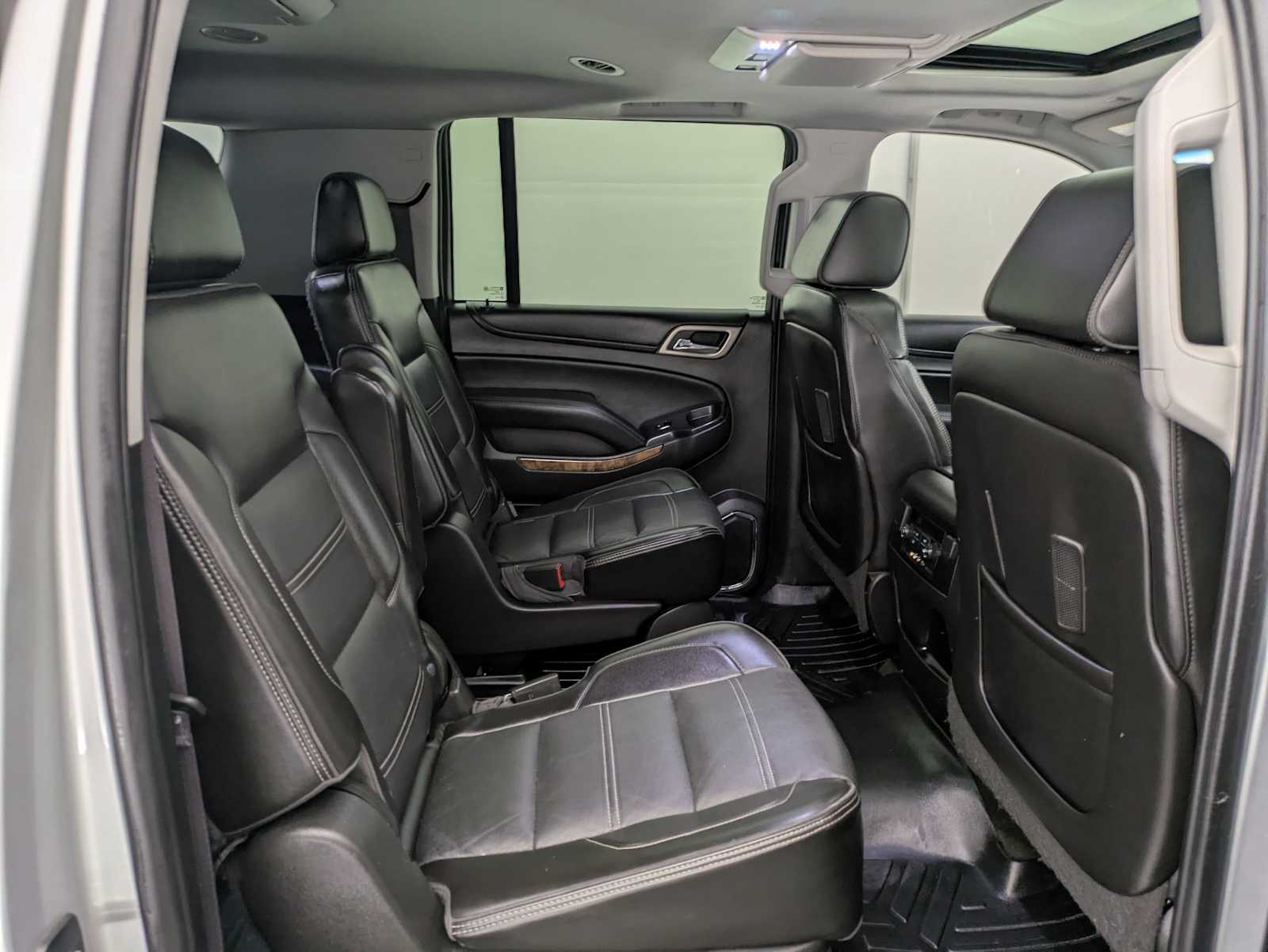 2015 GMC Yukon XL Denali 22