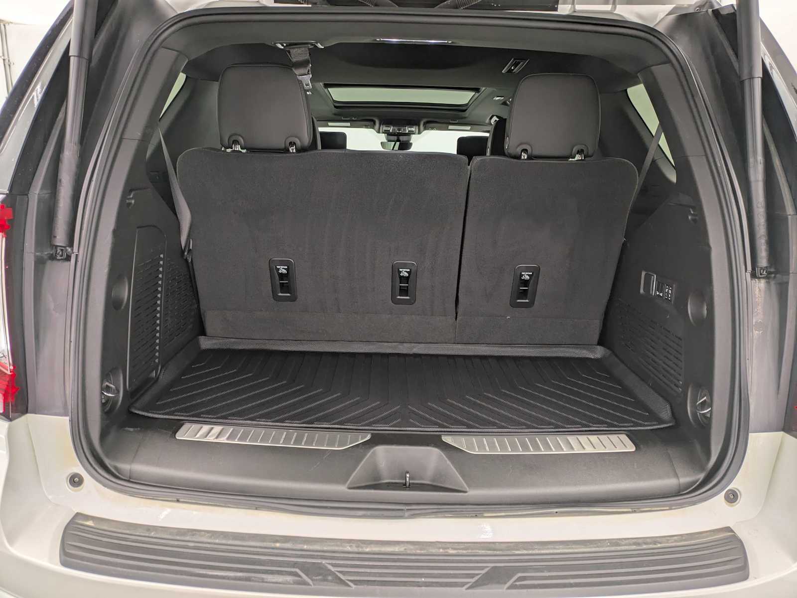 Thumbnail: 2024 GMC Yukon - 34