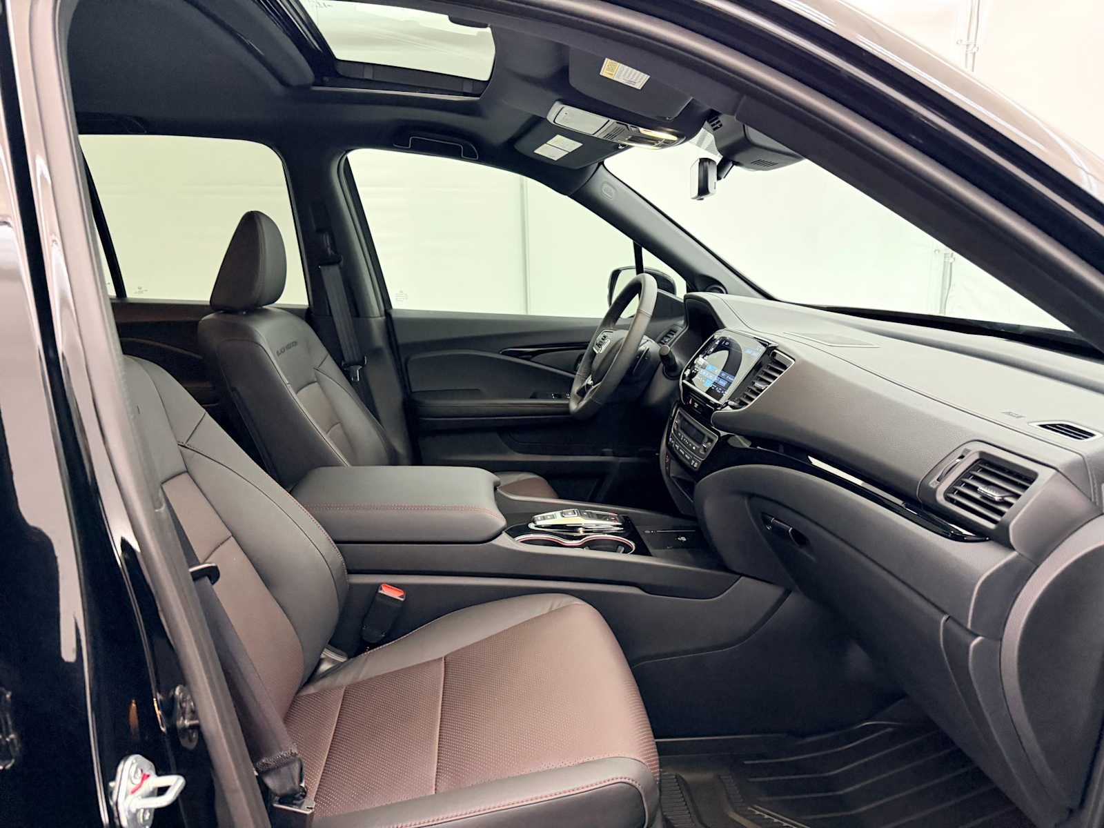 Thumbnail: 2025 Honda Ridgeline - 23