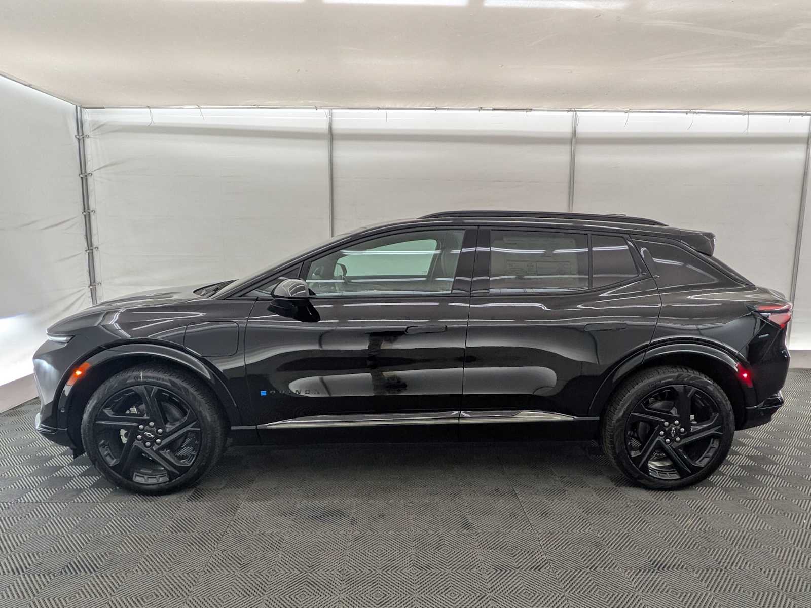 Thumbnail: 2026 Chevrolet Equinox - 3