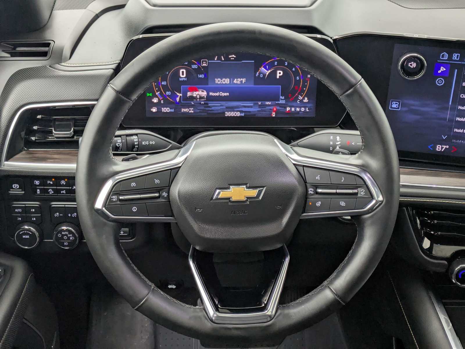 Thumbnail: 2025 Chevrolet Tahoe - 24