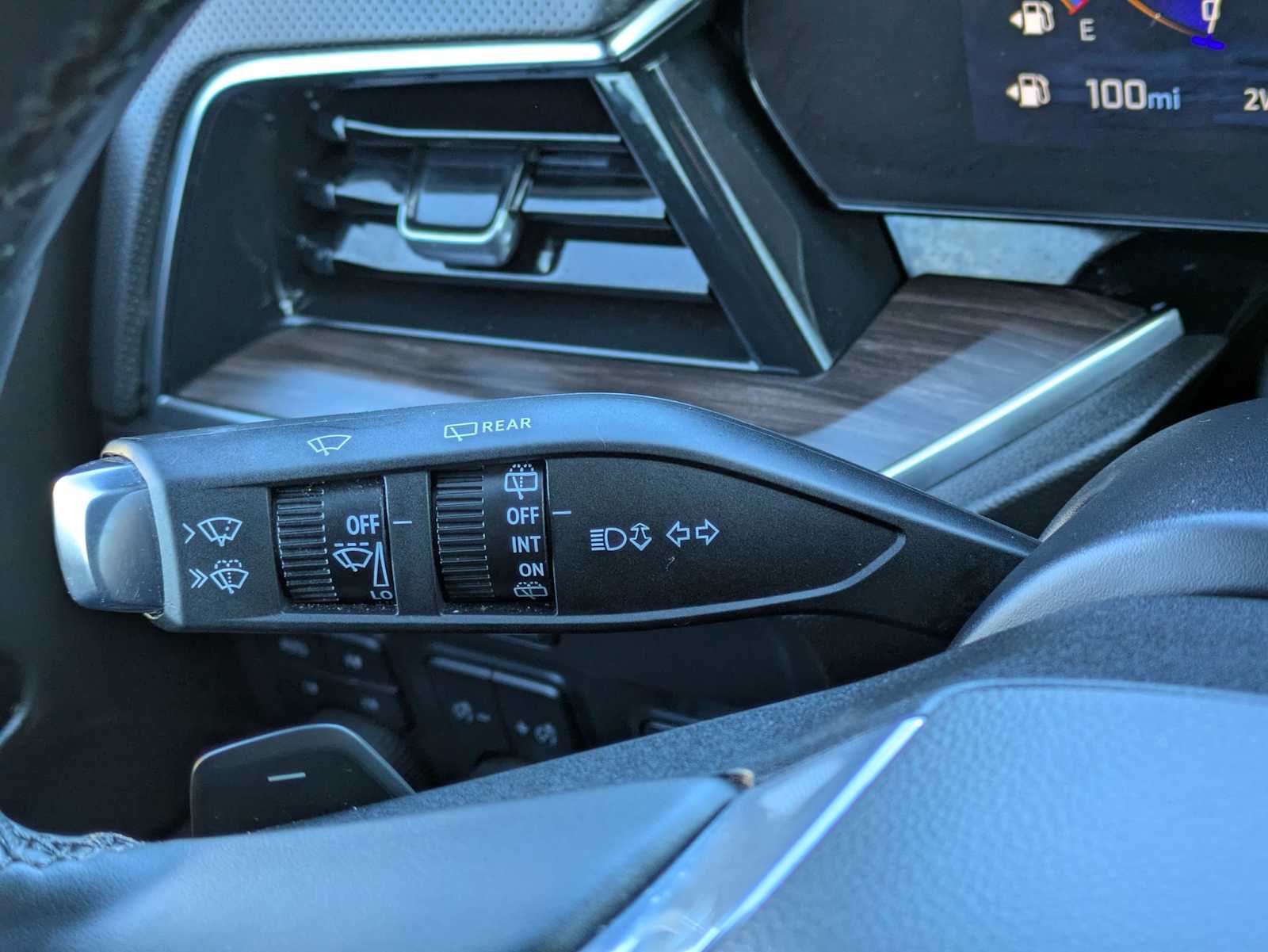 Thumbnail: 2025 Chevrolet Tahoe - 27