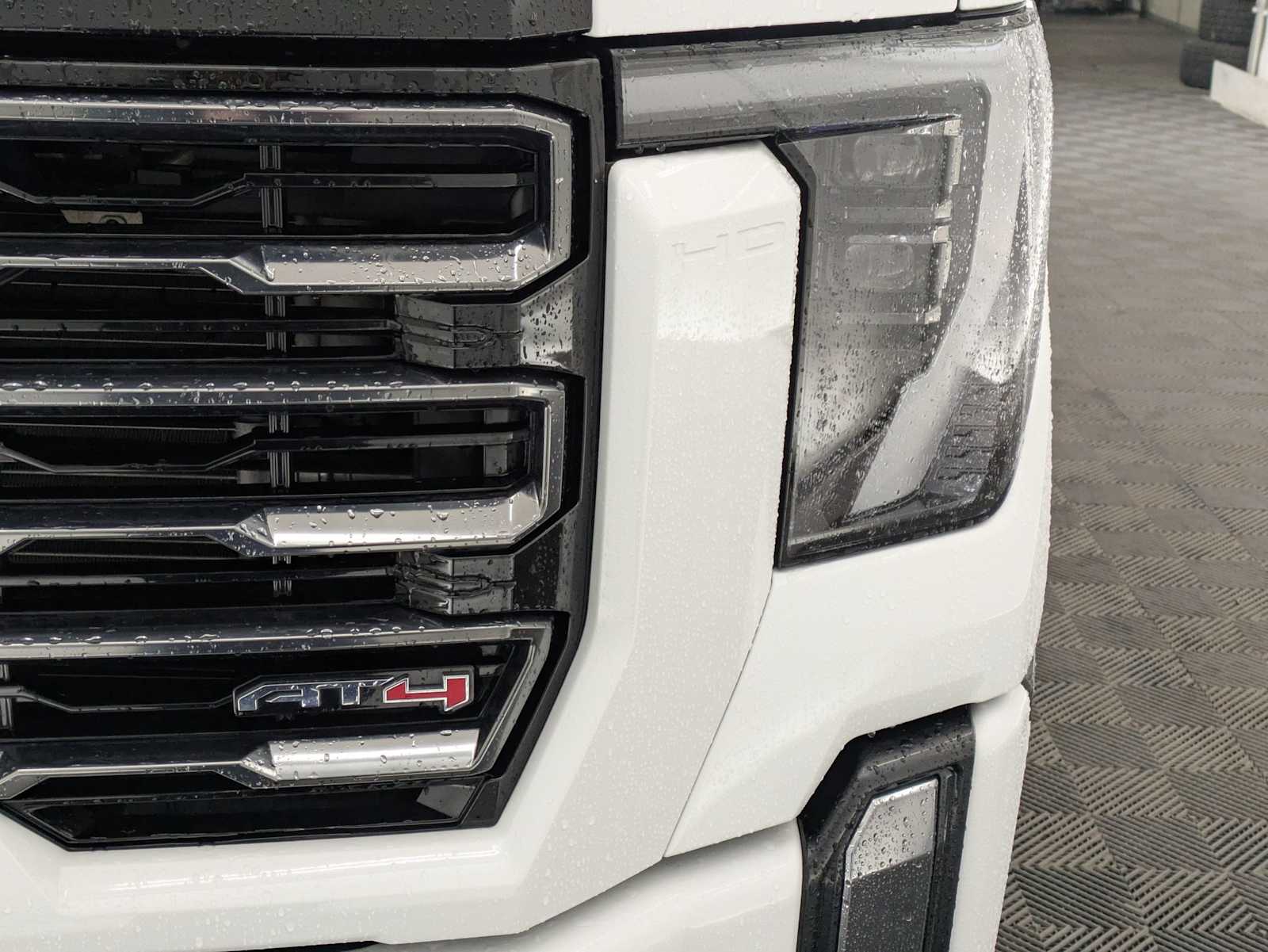 Thumbnail: 2024 GMC Sierra 3500 - 10