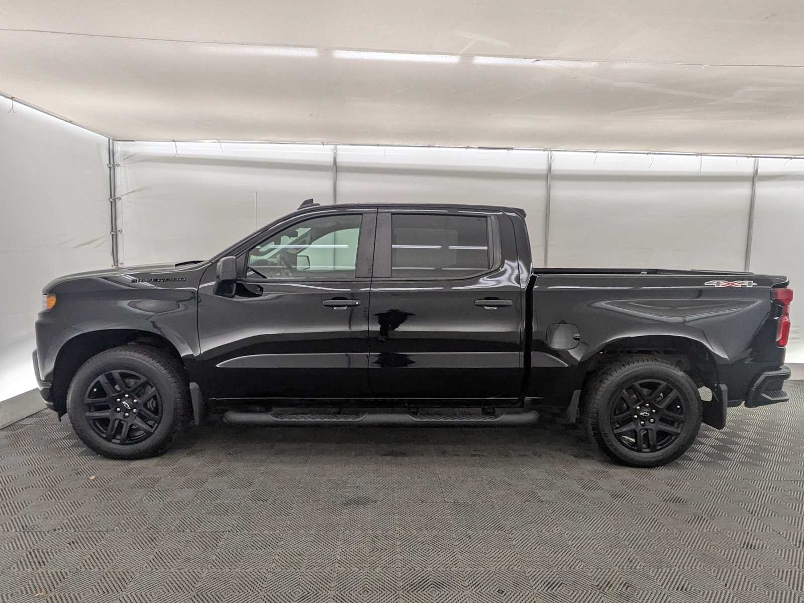 Thumbnail: 2021 Chevrolet Silverado 1500 - 3