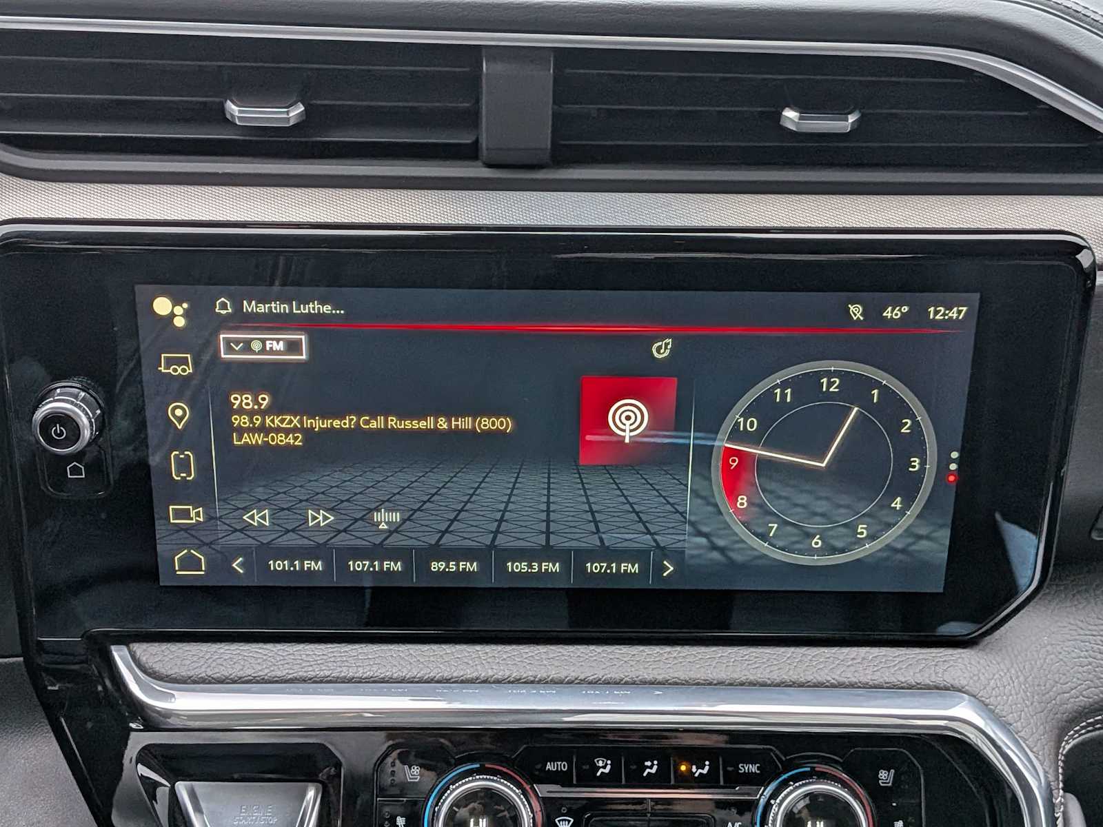 Thumbnail: 2024 GMC Sierra 3500 - 29