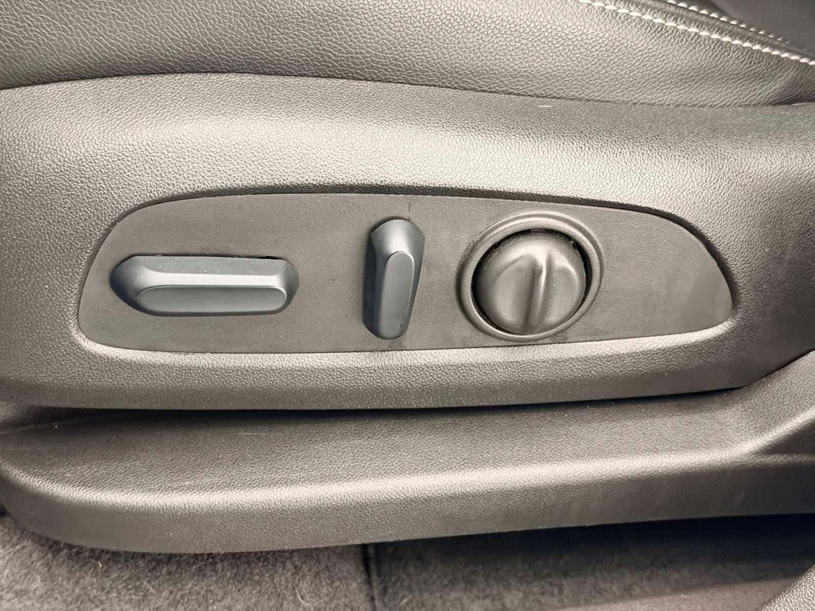 Thumbnail: 2024 GMC Terrain - 20