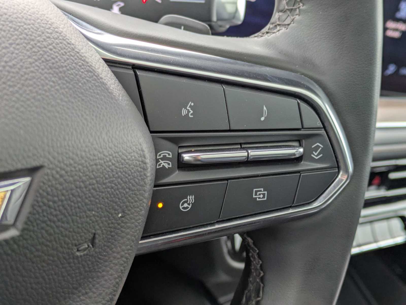 Thumbnail: 2025 Chevrolet Suburban - 27