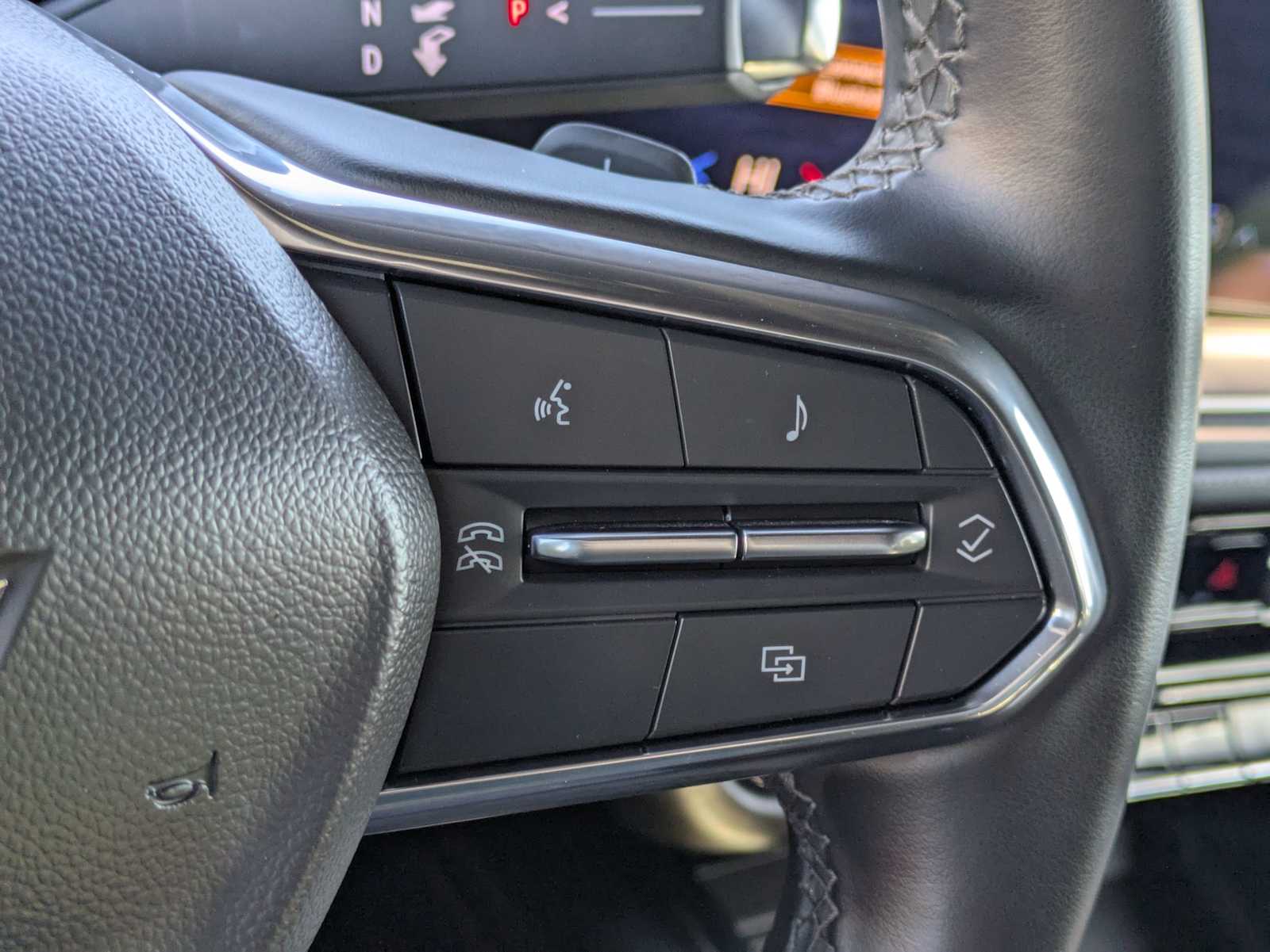 Thumbnail: 2025 Chevrolet Suburban - 23