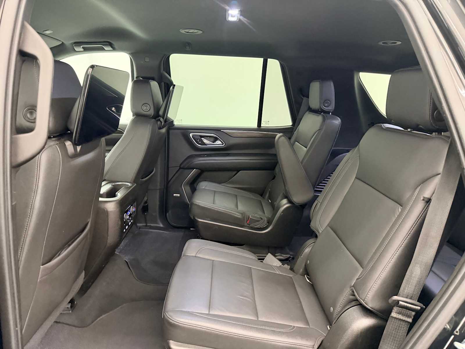 Thumbnail: 2021 Chevrolet Tahoe - 20