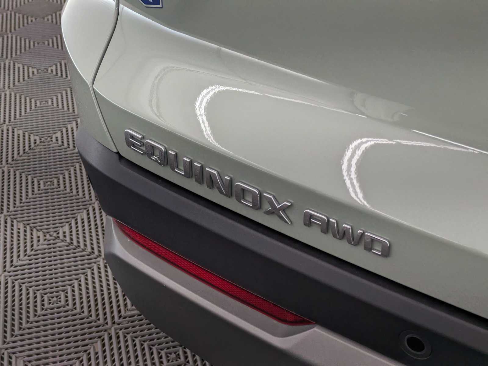 Thumbnail: 2026 Chevrolet Equinox - 12