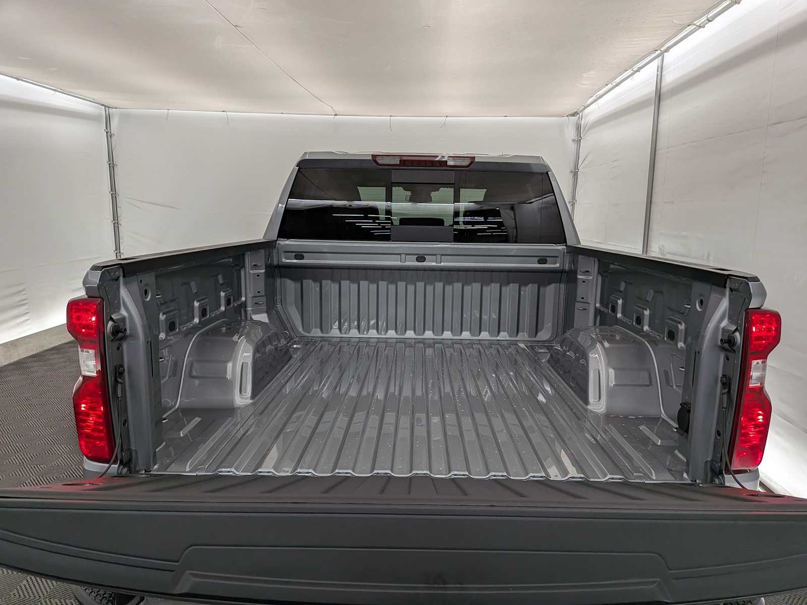 Thumbnail: 2026 Chevrolet Silverado 1500 - 35