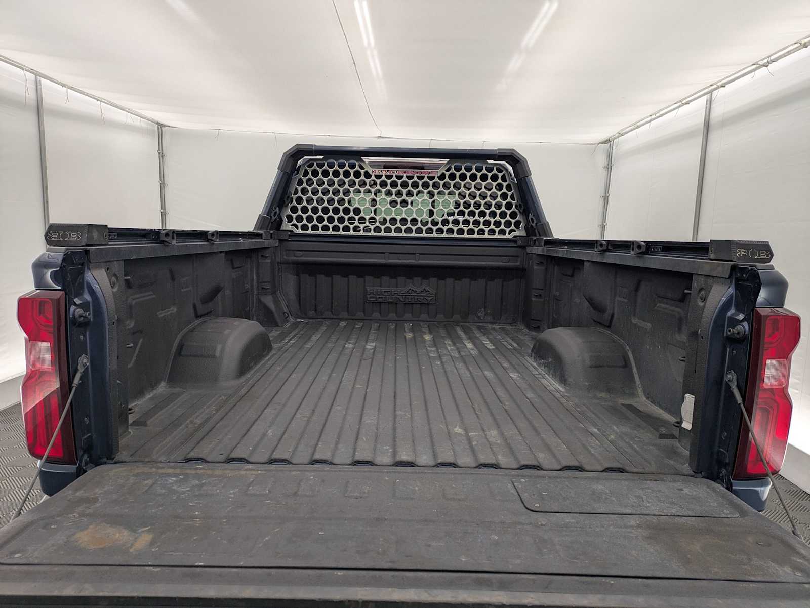 Thumbnail: 2022 Chevrolet Silverado 3500 - 35