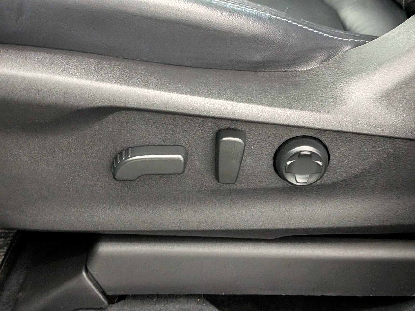 Thumbnail: 2023 Subaru Ascent - 18