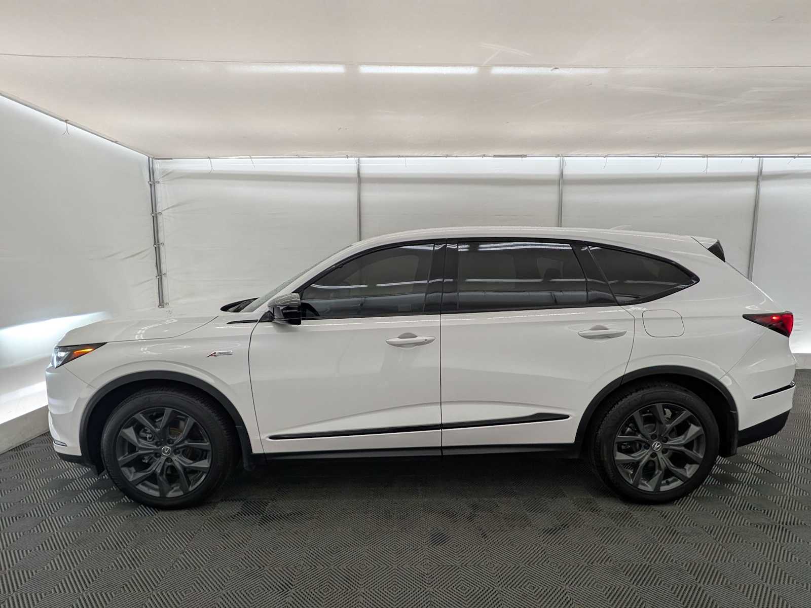 2024 Acura MDX SH-AWD A-Spec photo 2