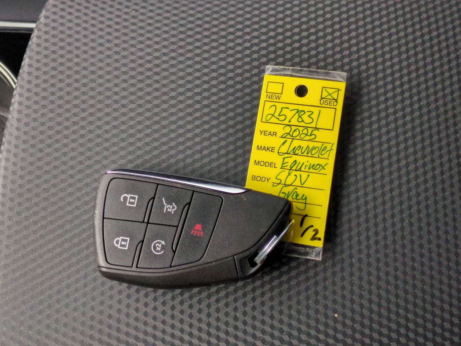 Thumbnail: 2025 Chevrolet Equinox - 30