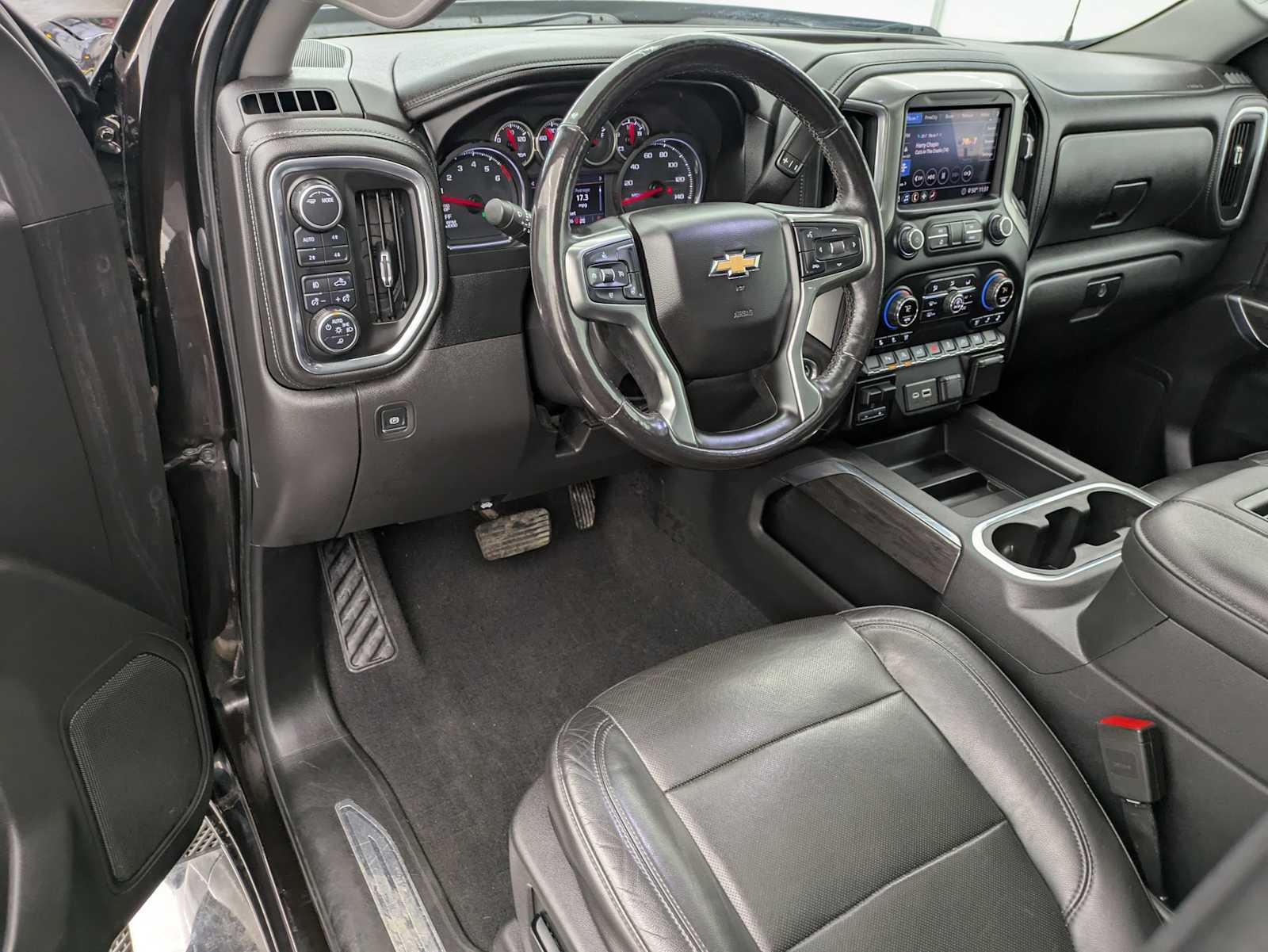 Thumbnail: 2020 Chevrolet Silverado 1500 - 2