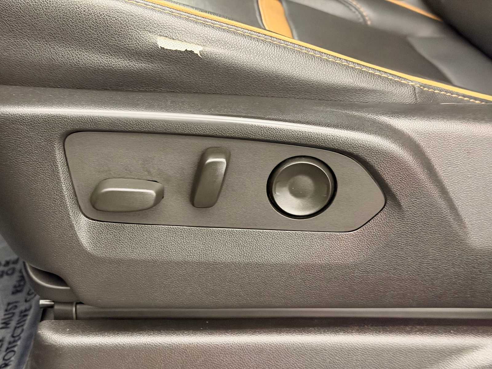 Thumbnail: 2022 GMC Yukon - 20