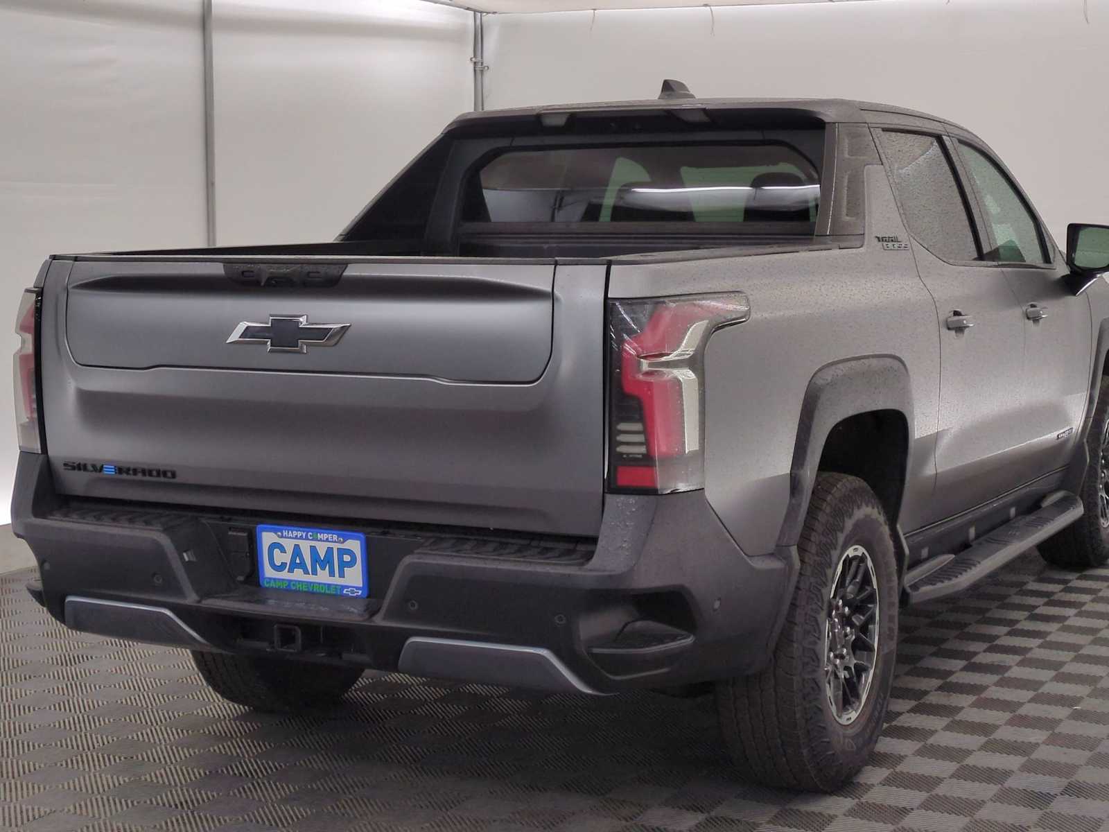 Thumbnail: 2026 Chevrolet Silverado EV - 6