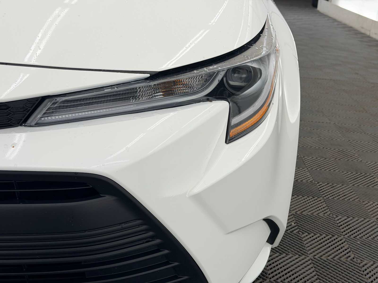 Thumbnail: 2024 Toyota Corolla - 10