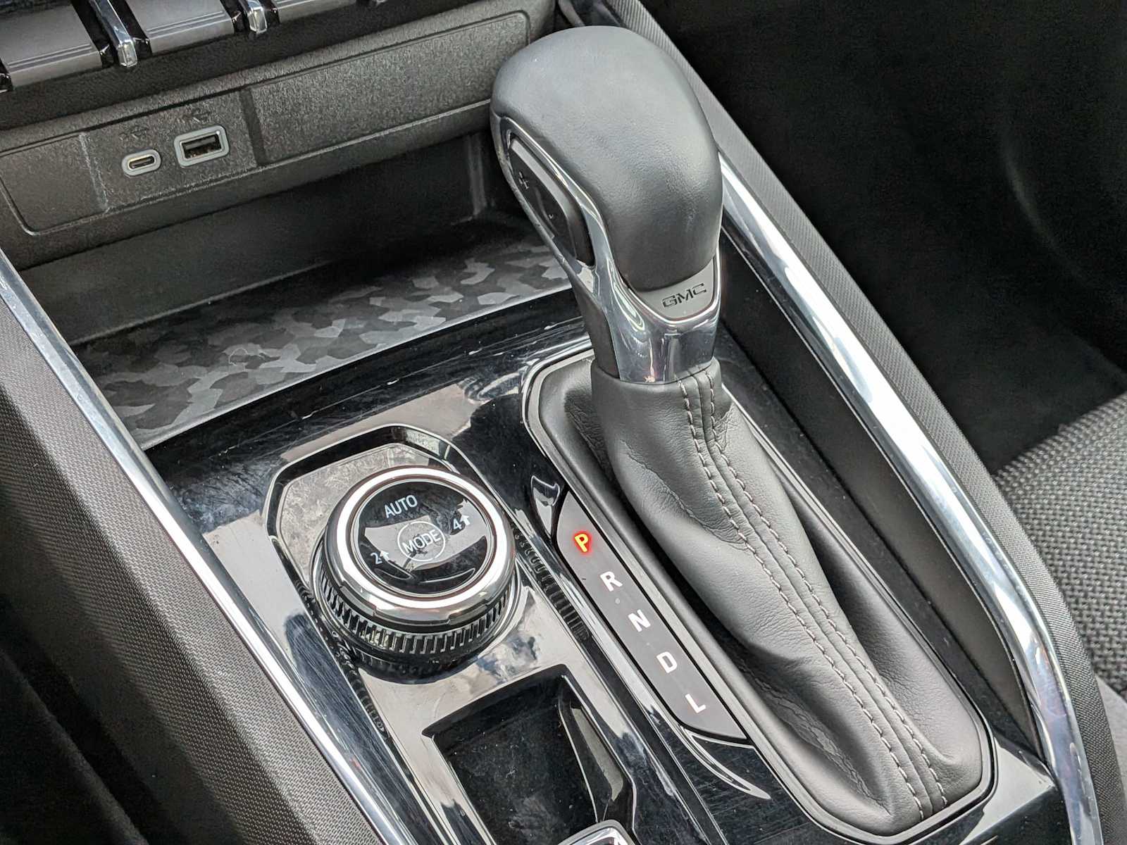 Thumbnail: 2024 GMC Canyon - 30