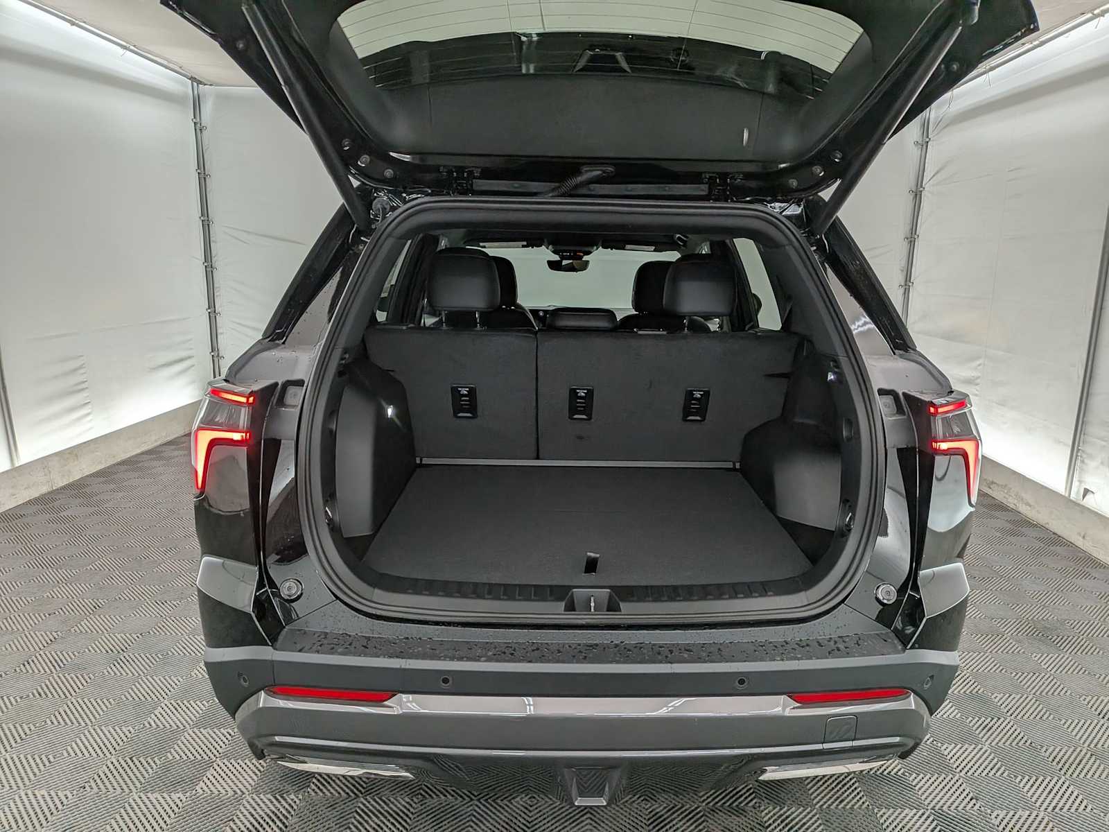 Thumbnail: 2026 Chevrolet Equinox - 33