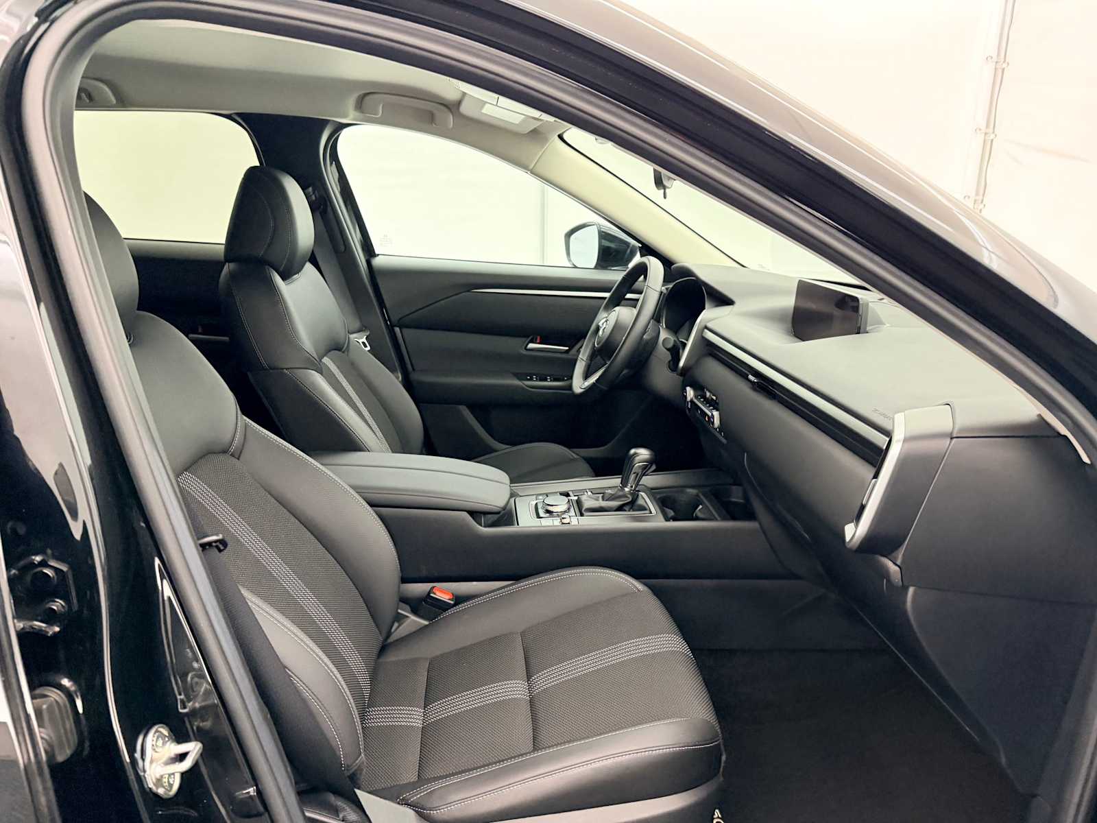 Thumbnail: 2025 Mazda CX-50 - 22