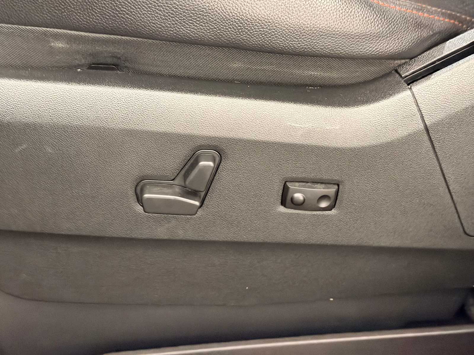 Thumbnail: 2017 Dodge Grand Caravan - 18