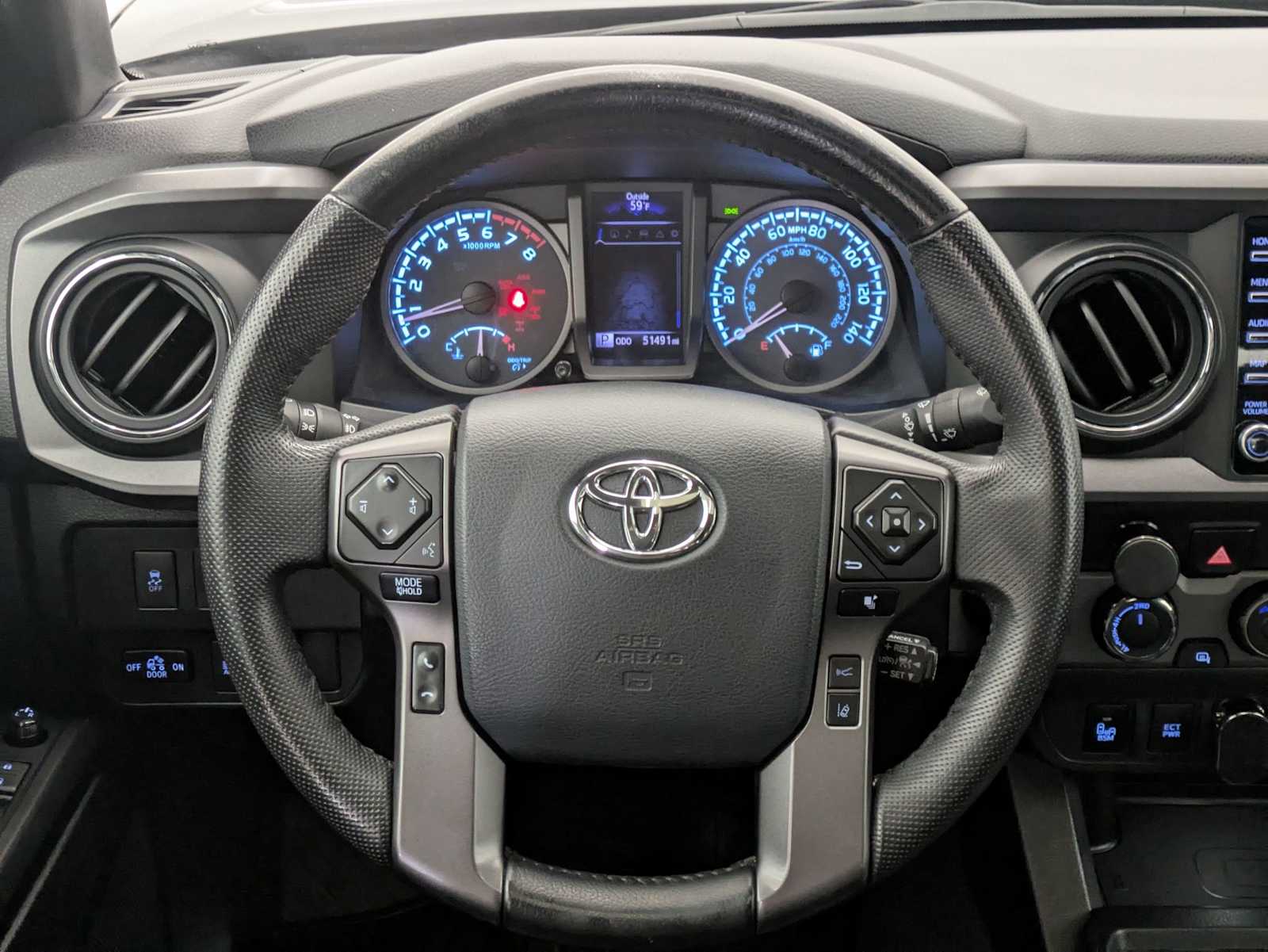 2020 Toyota Tacoma TRD Sport 26