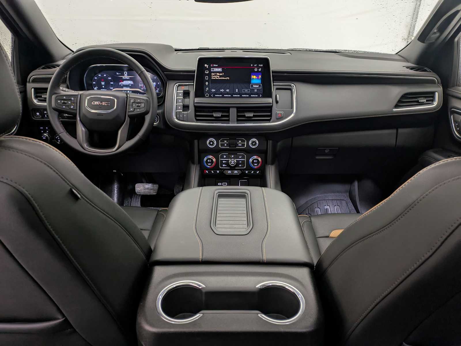 Thumbnail: 2024 GMC Yukon - 17