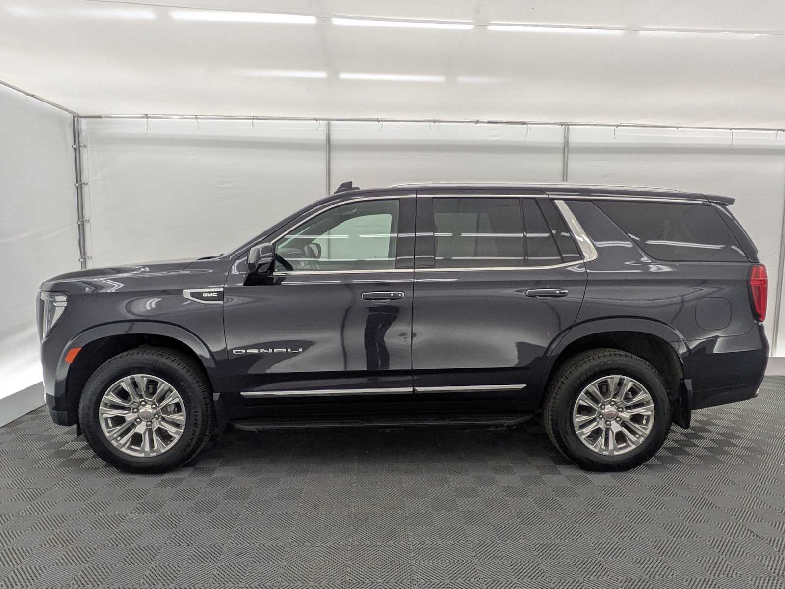 Thumbnail: 2024 GMC Yukon - 3