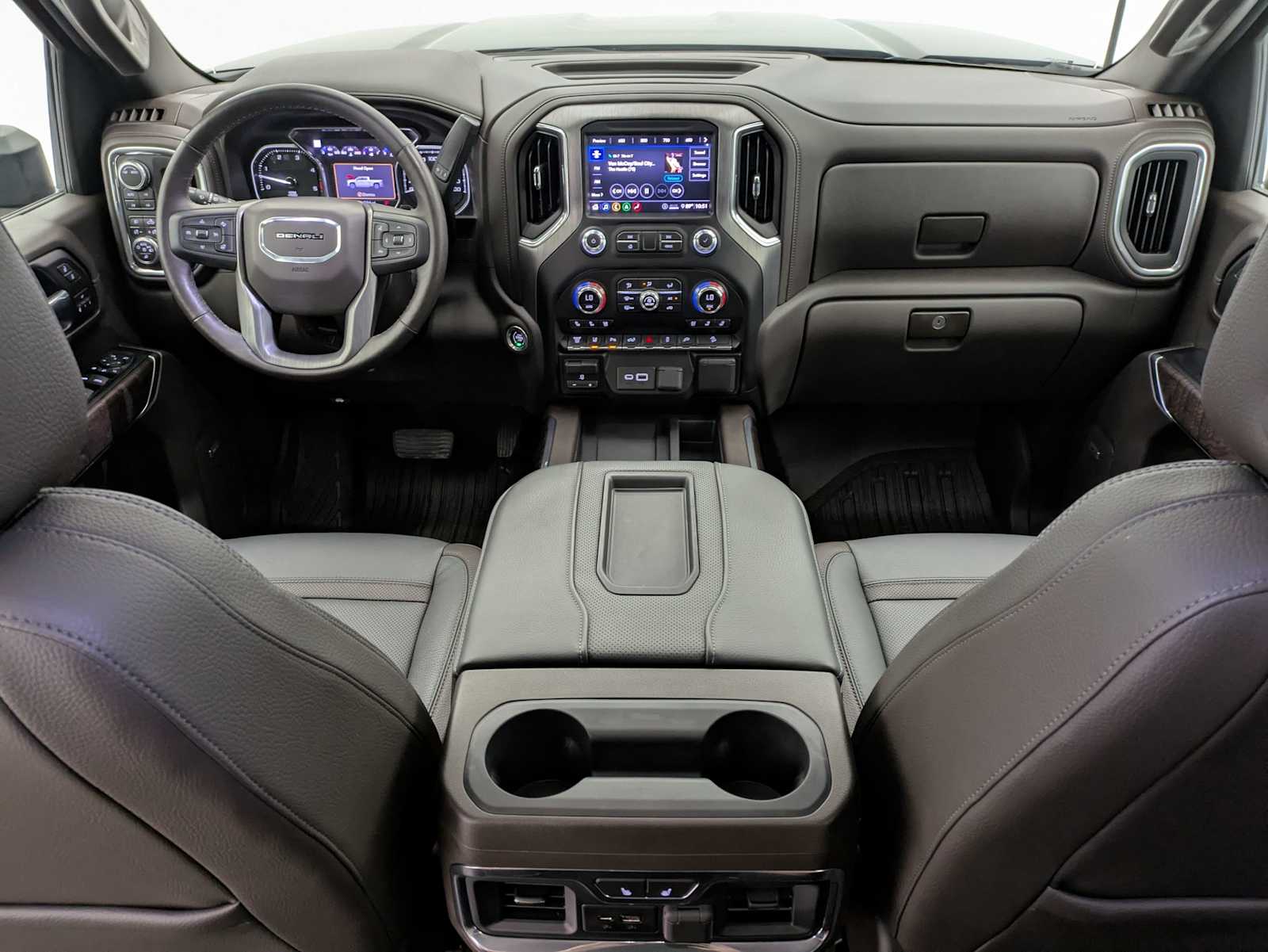 Thumbnail: 2020 GMC Sierra 3500 - 17