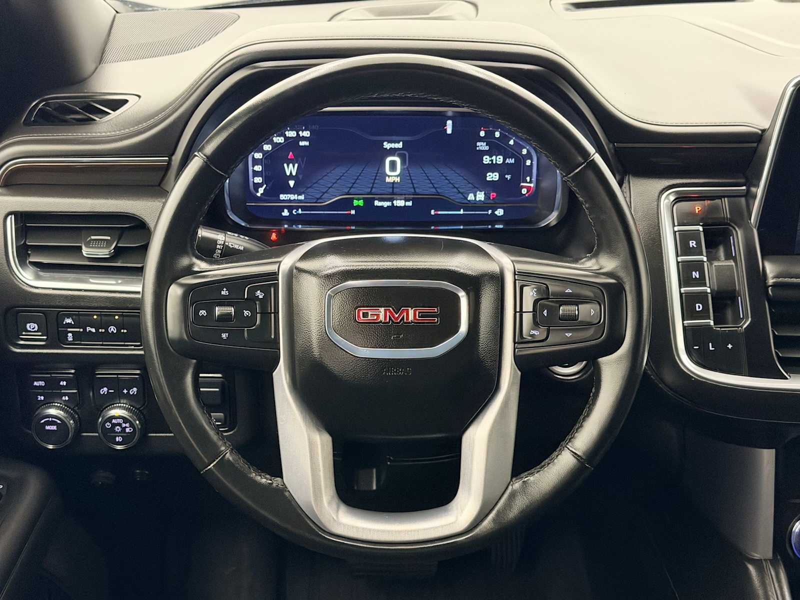 Thumbnail: 2024 GMC Yukon XL - 23