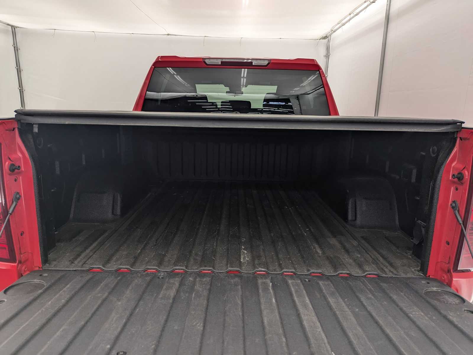 Thumbnail: 2025 Chevrolet Silverado 1500 - 32