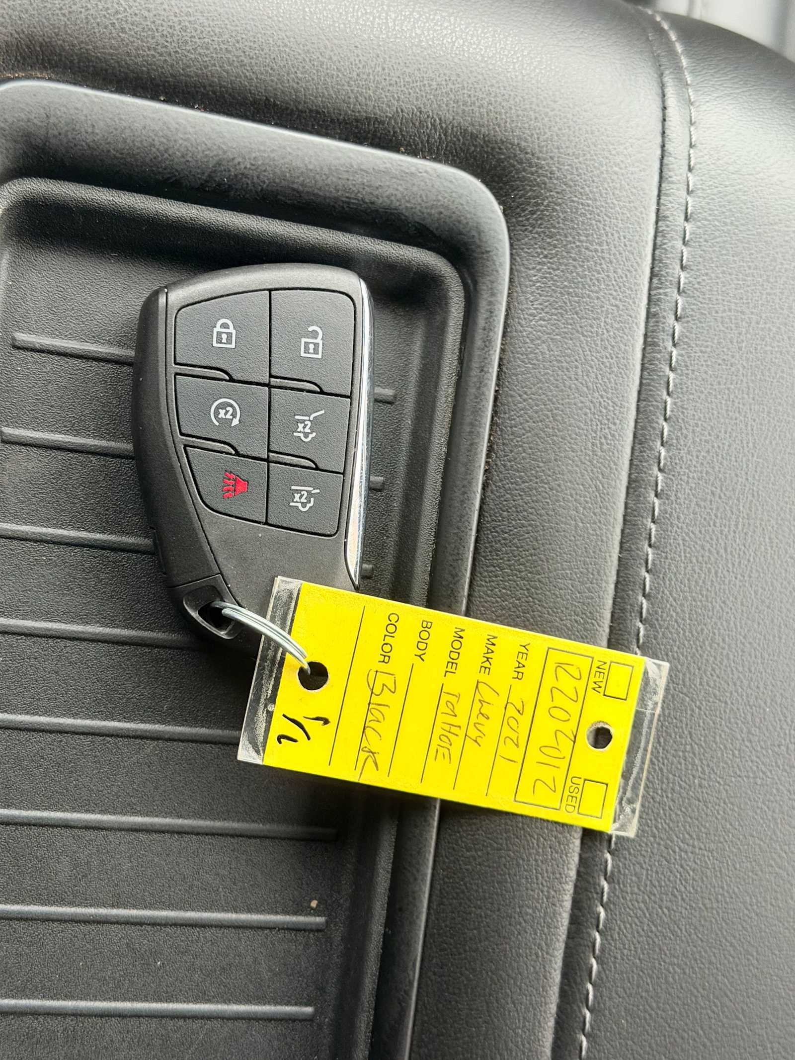 Thumbnail: 2021 Chevrolet Tahoe - 33