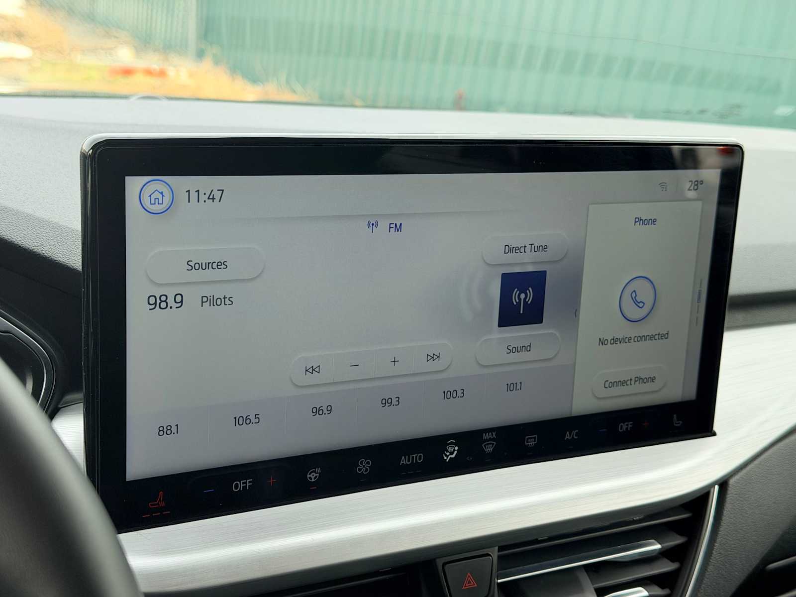 Thumbnail: 2024 Ford Escape - 31