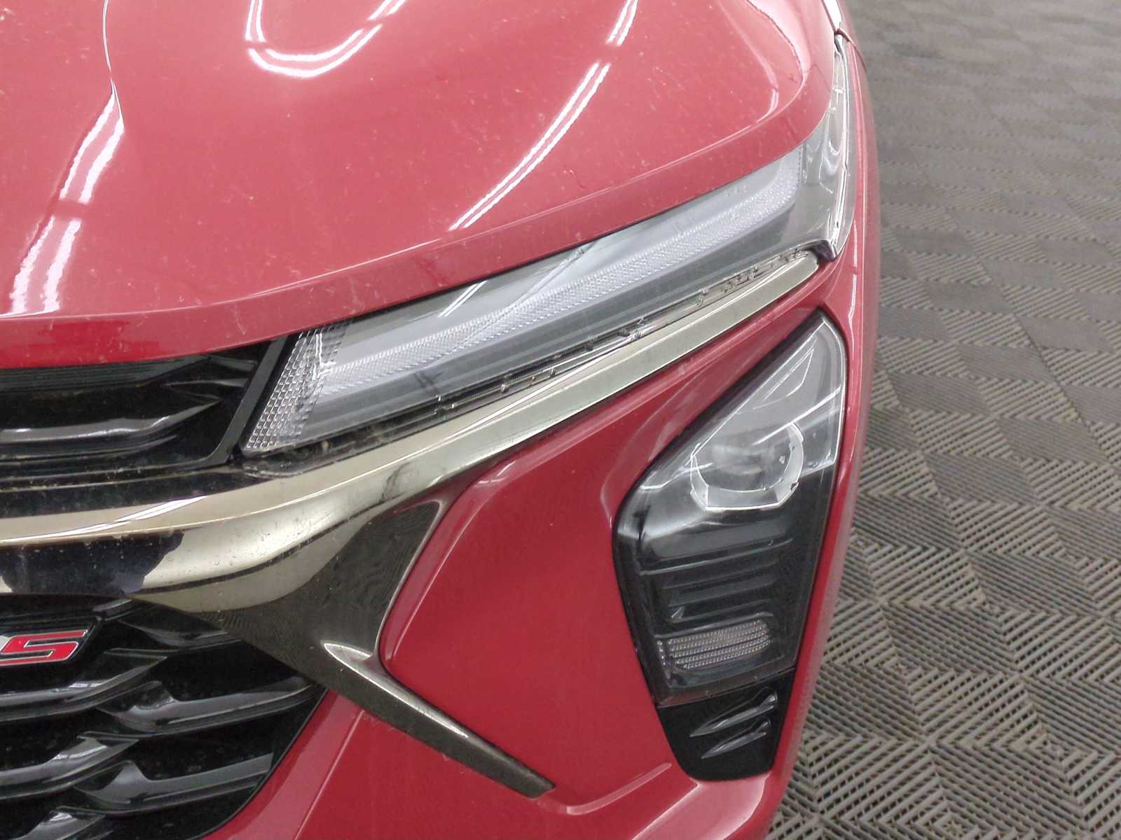 Thumbnail: 2026 Chevrolet Trax - 10