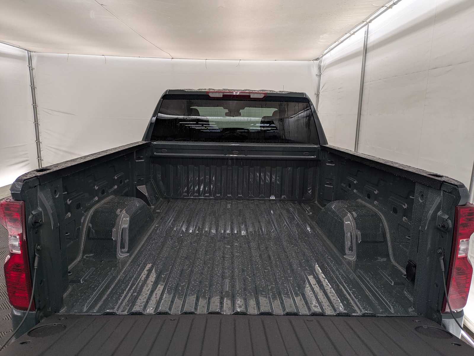 Thumbnail: 2026 Chevrolet Silverado 1500 - 33