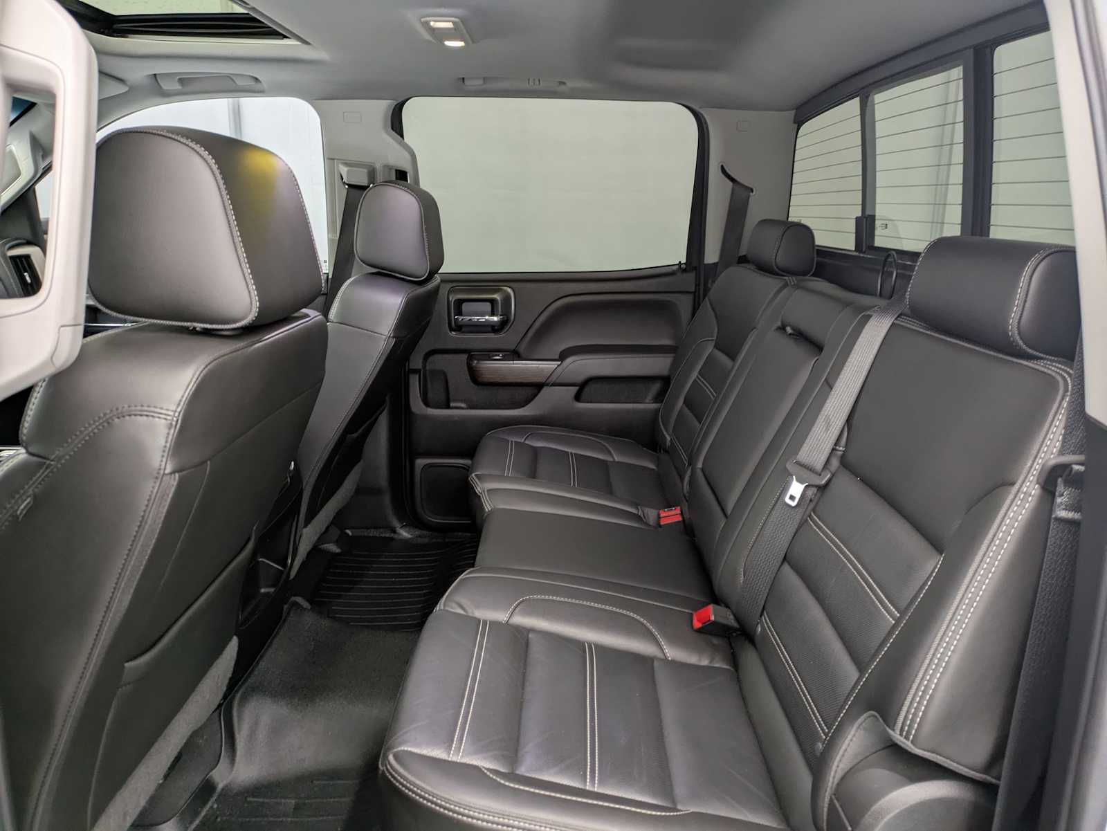 Thumbnail: 2019 GMC Sierra 2500 - 23