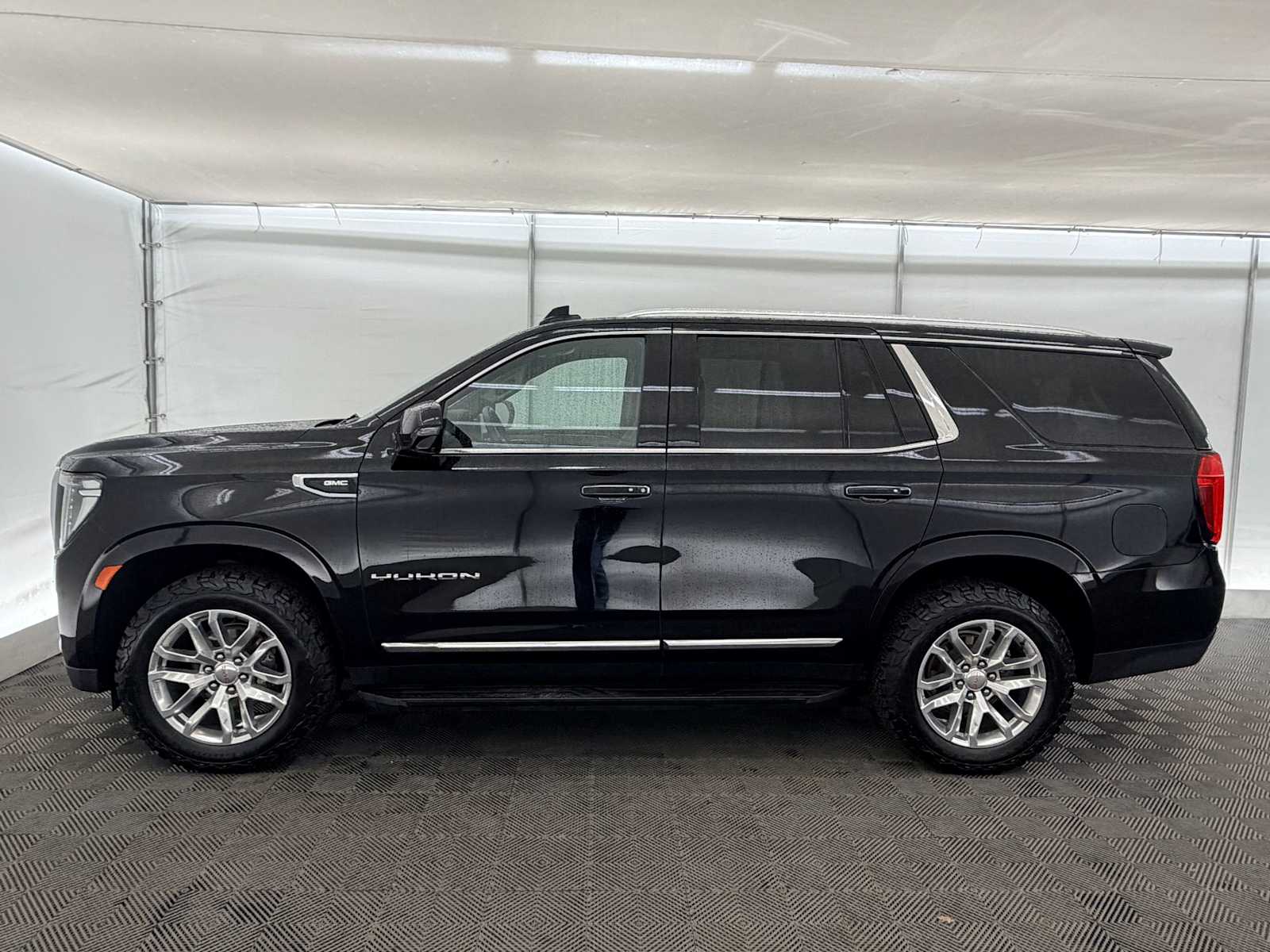 Thumbnail: 2024 GMC Yukon - 3