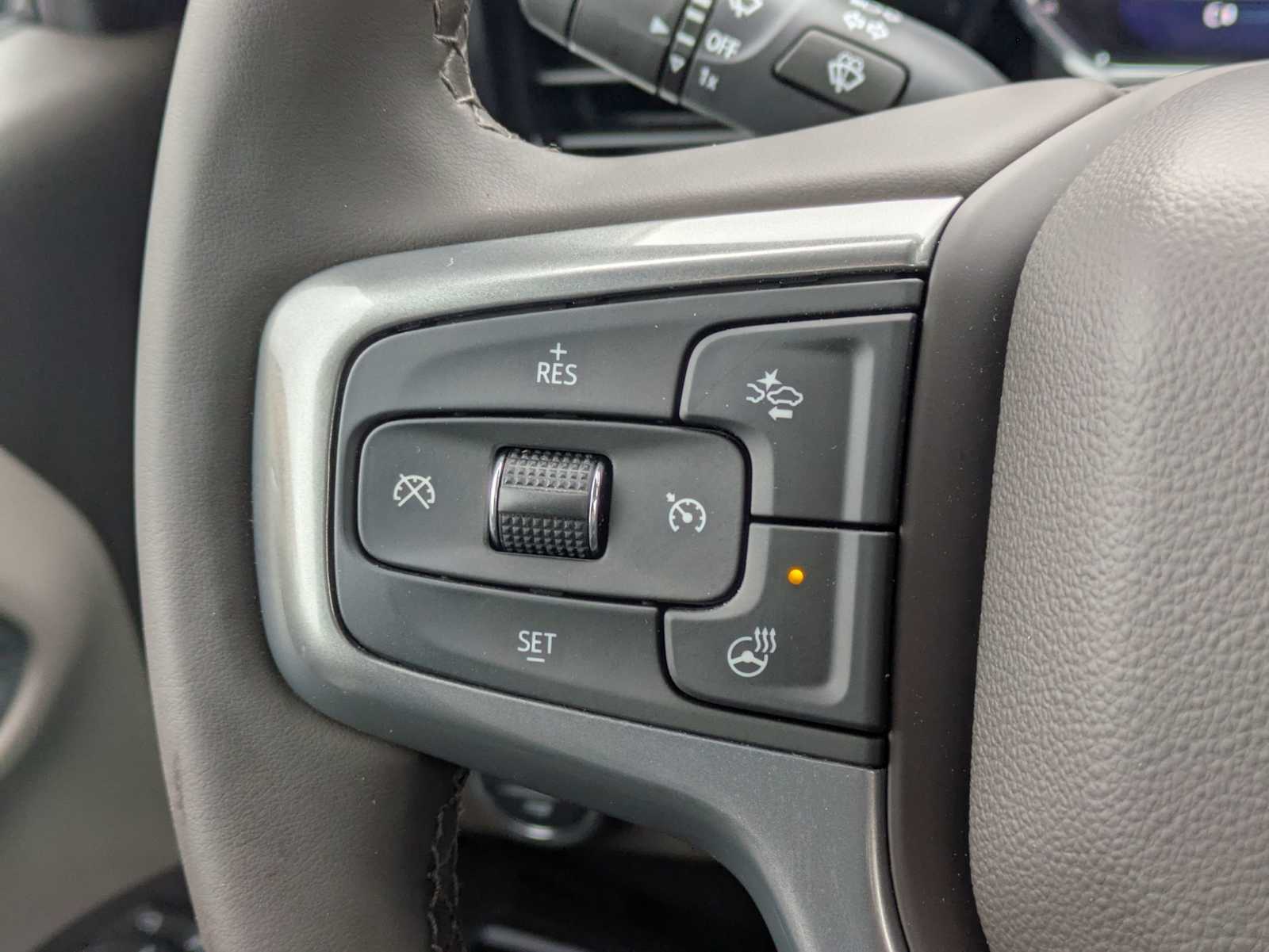 Thumbnail: 2025 Chevrolet Silverado 2500 - 25