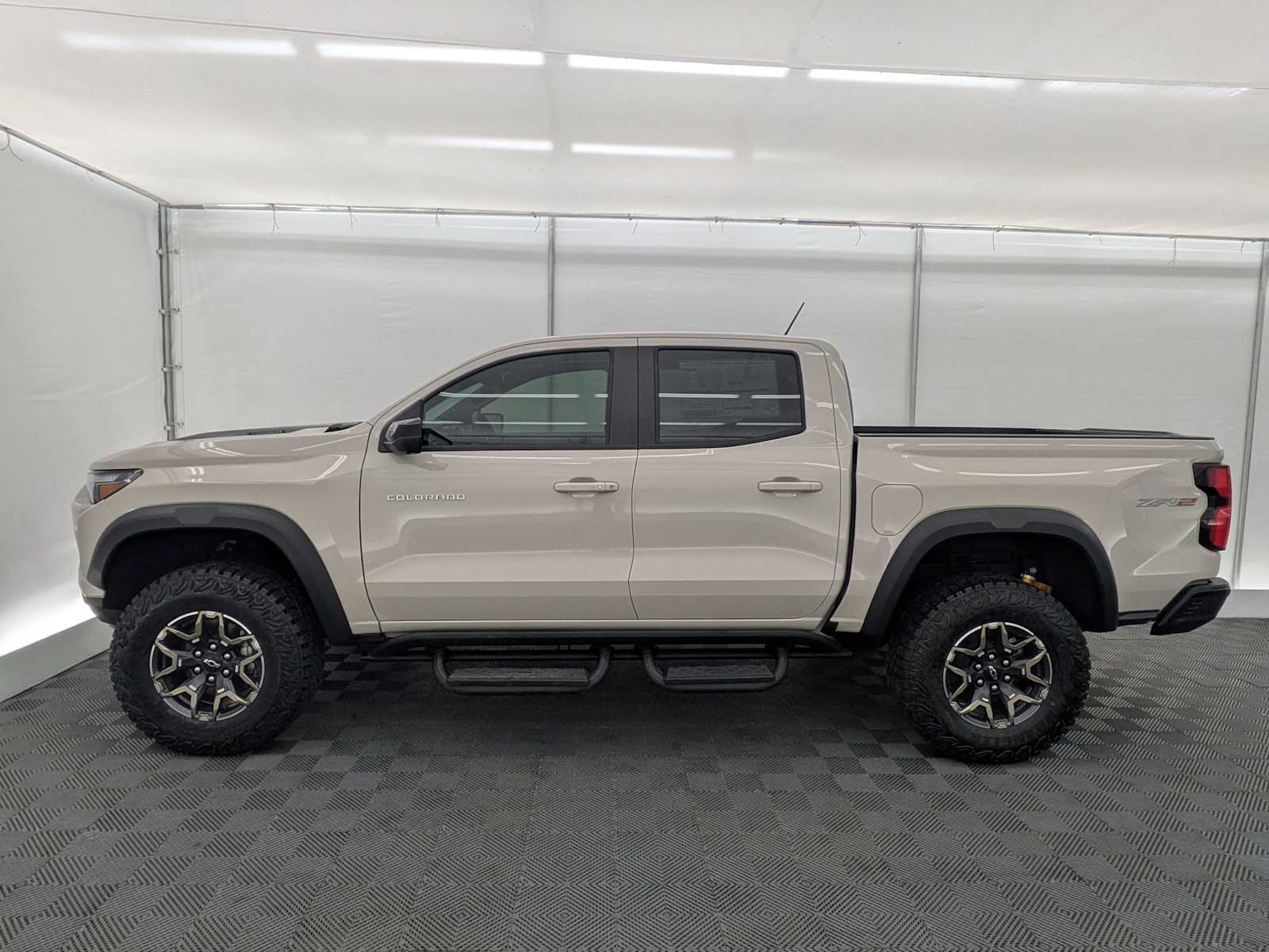 Thumbnail: 2026 Chevrolet Colorado - 3