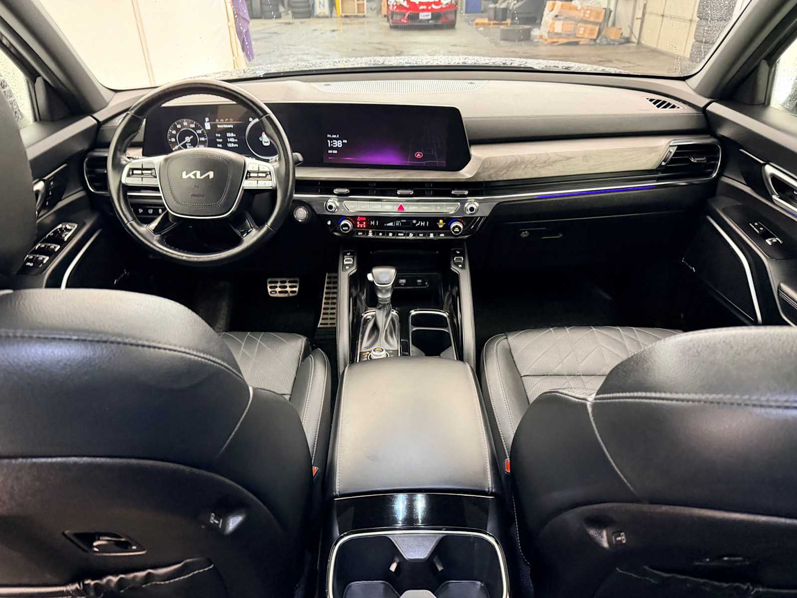 Thumbnail: 2024 Kia Telluride - 15