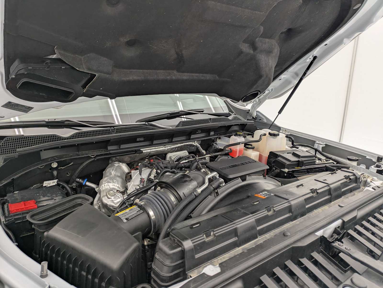 Thumbnail: 2025 GMC Sierra 3500 - 16