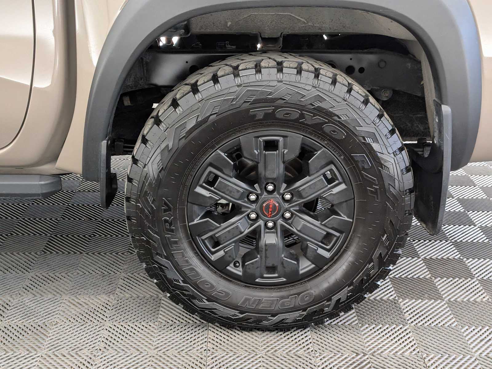 Thumbnail: 2023 Nissan Frontier - 12