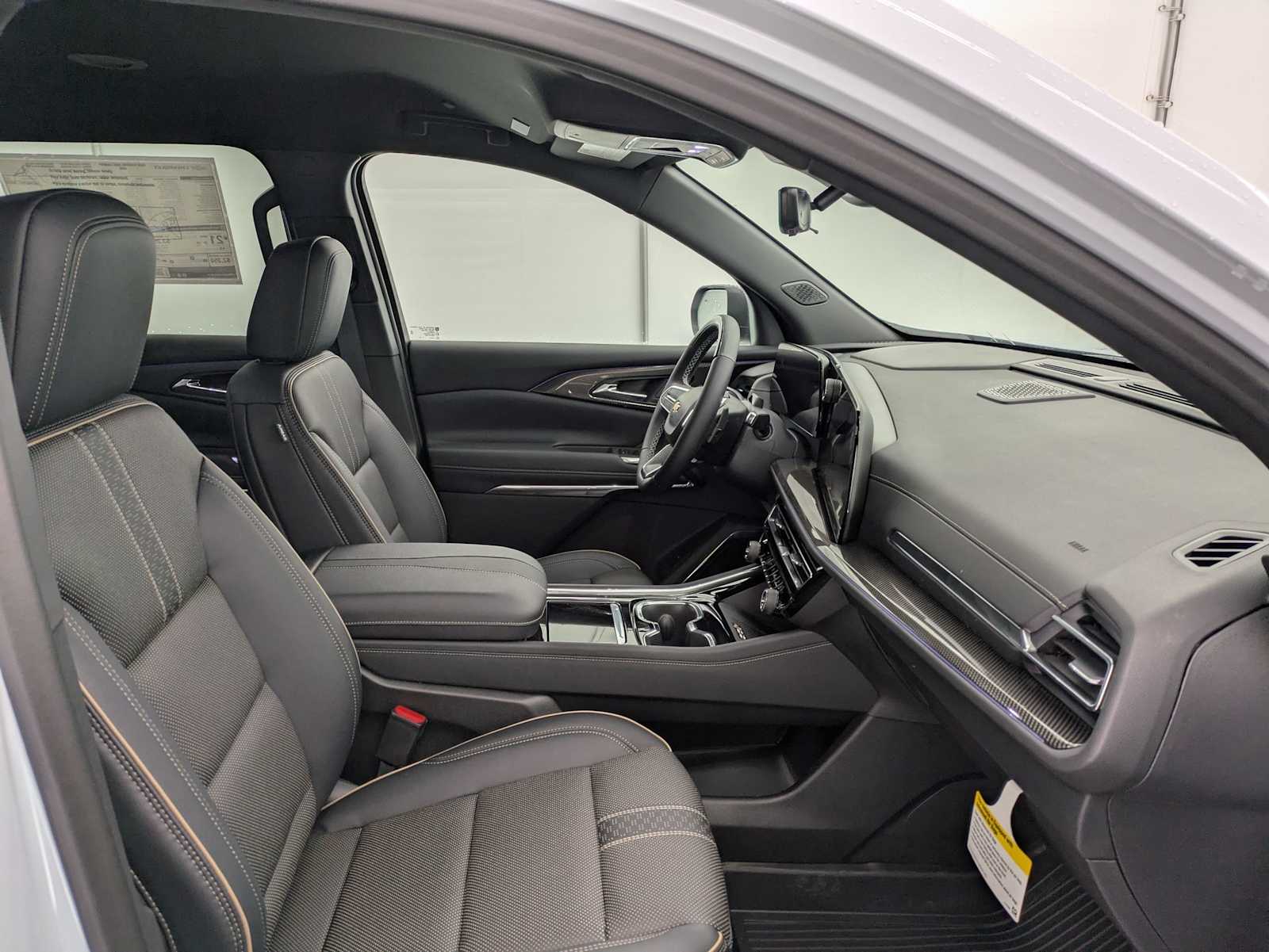 Thumbnail: 2026 Chevrolet Traverse - 21