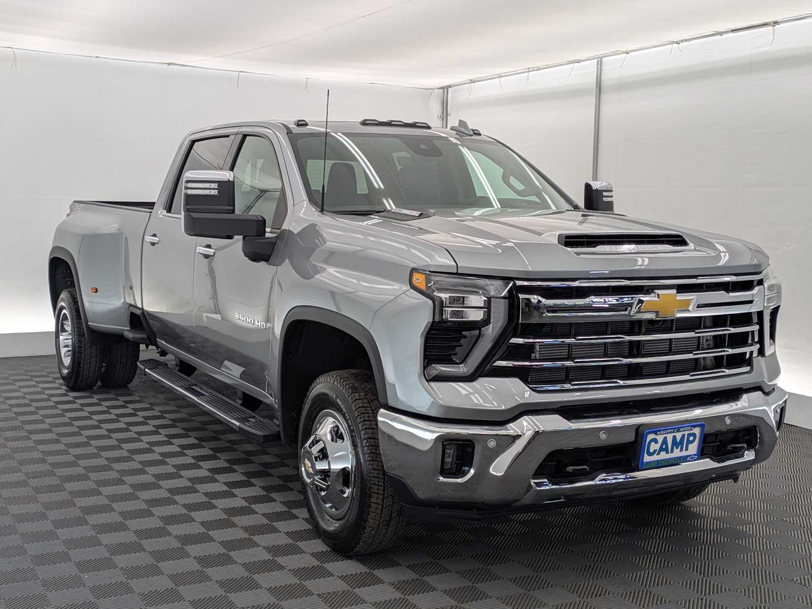 Thumbnail: 2026 Chevrolet Silverado 3500 - 8