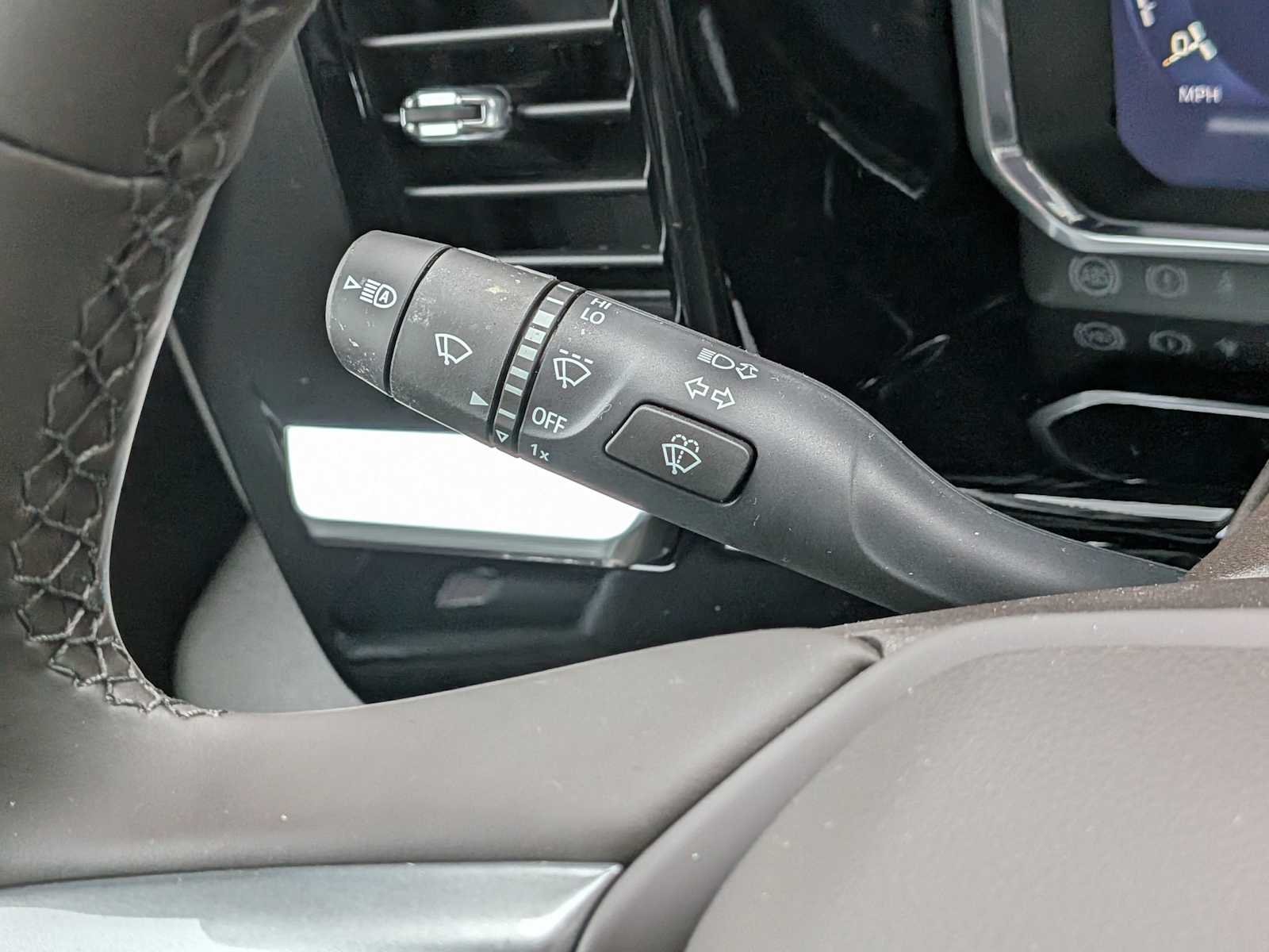 Thumbnail: 2026 Chevrolet Silverado 1500 - 29